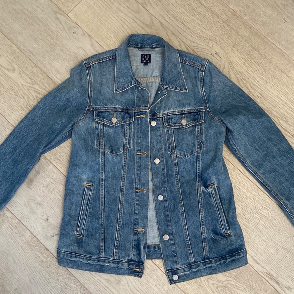 Gap Denim Jacket - Excellent Condition - image 1
